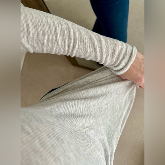 H by Bordeaux ribbed long sleeve - Picture 3 of 3